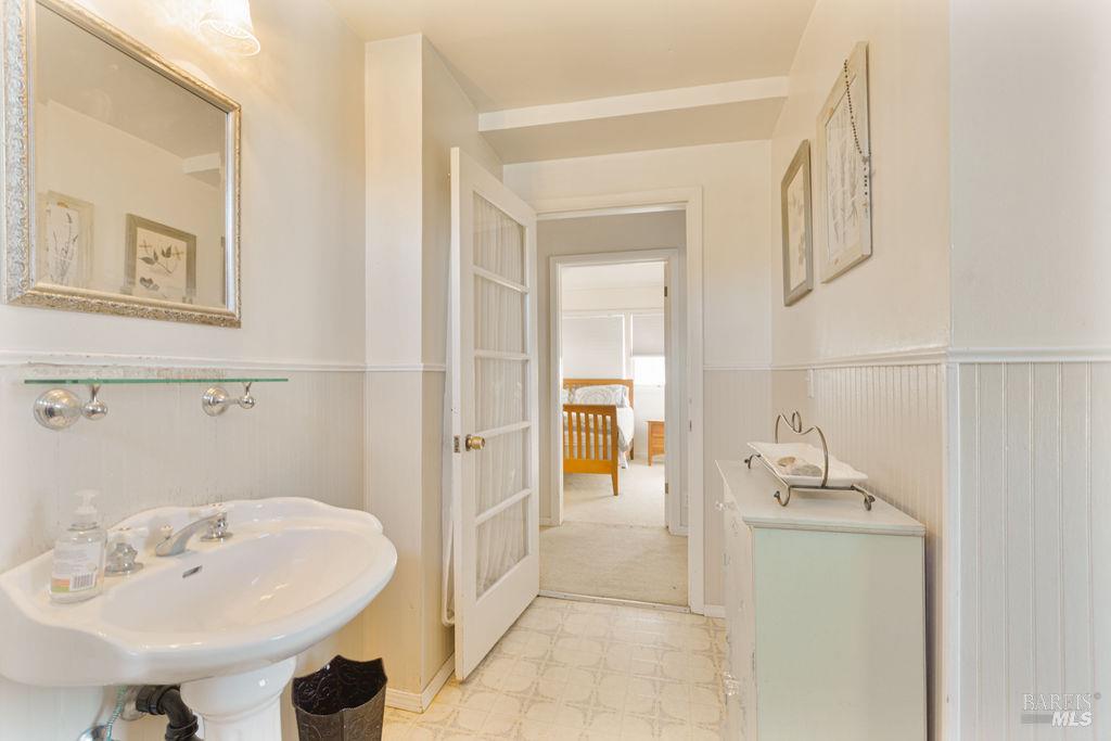 Detail Gallery Image 25 of 42 For 141 E F St, Benicia,  CA 94510 - 2 Beds | 3 Baths