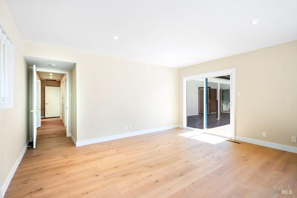 Detail Gallery Image 22 of 70 For 3351 Miraloma Dr, Santa Rosa,  CA 95404 - 4 Beds | 3 Baths