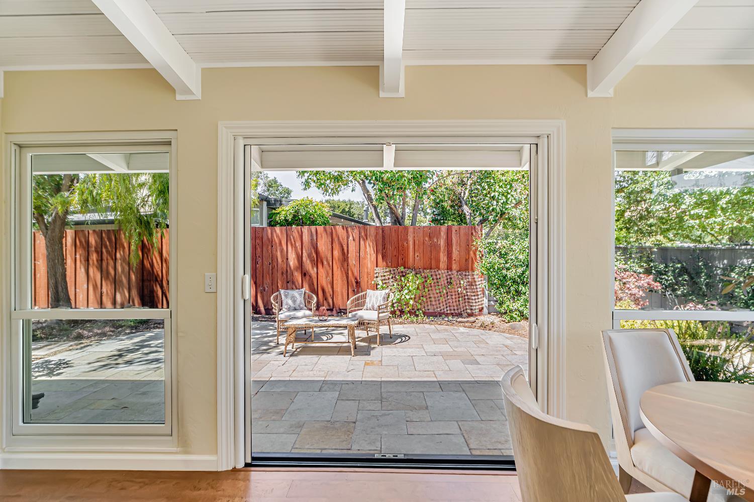 Detail Gallery Image 16 of 23 For 555 Wisteria Way, San Rafael,  CA 94903 - 3 Beds | 2 Baths