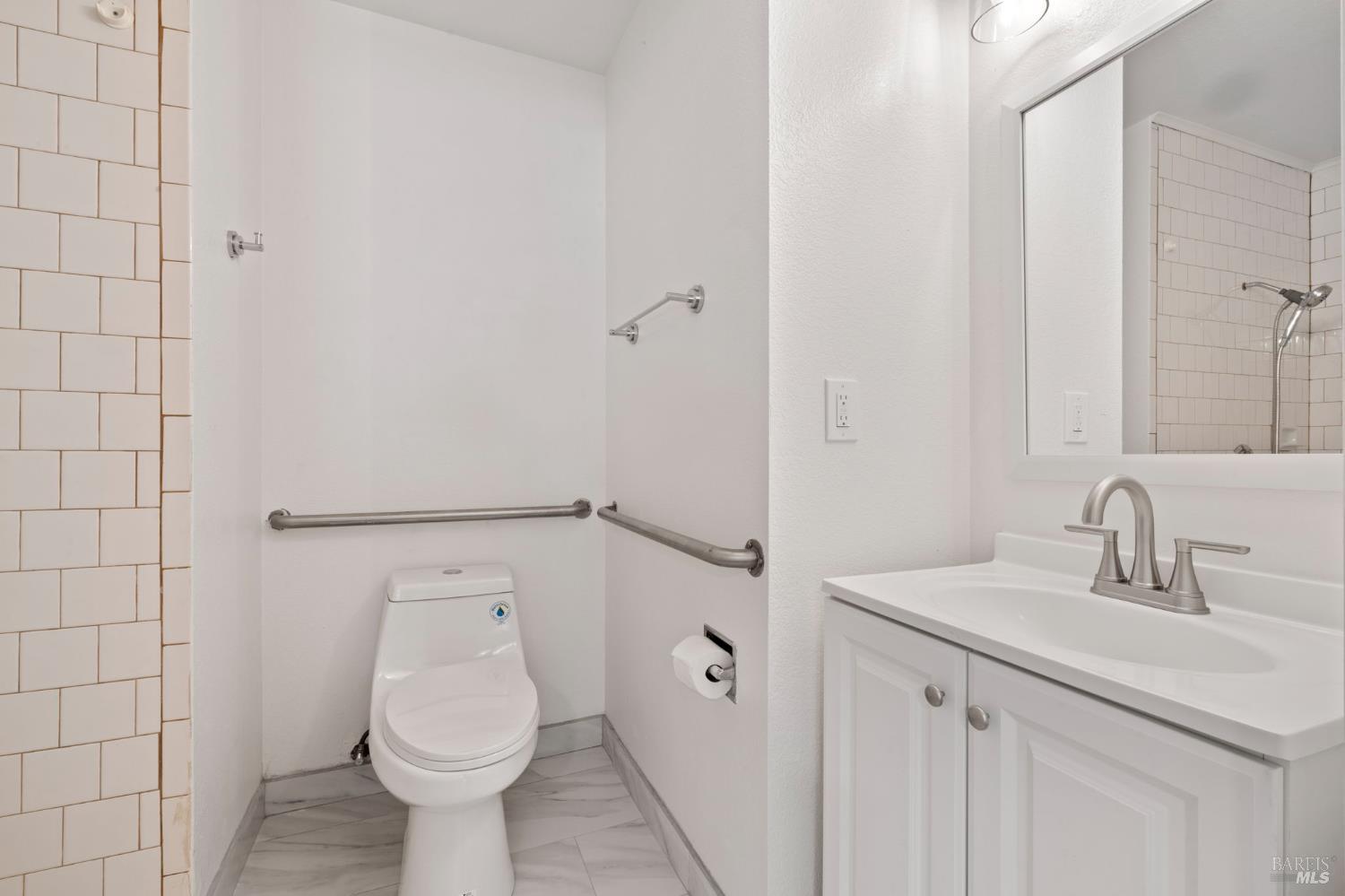 Detail Gallery Image 40 of 67 For 12900 S Highway 101 Hwy, Hopland,  CA 95449 - – Beds | – Baths