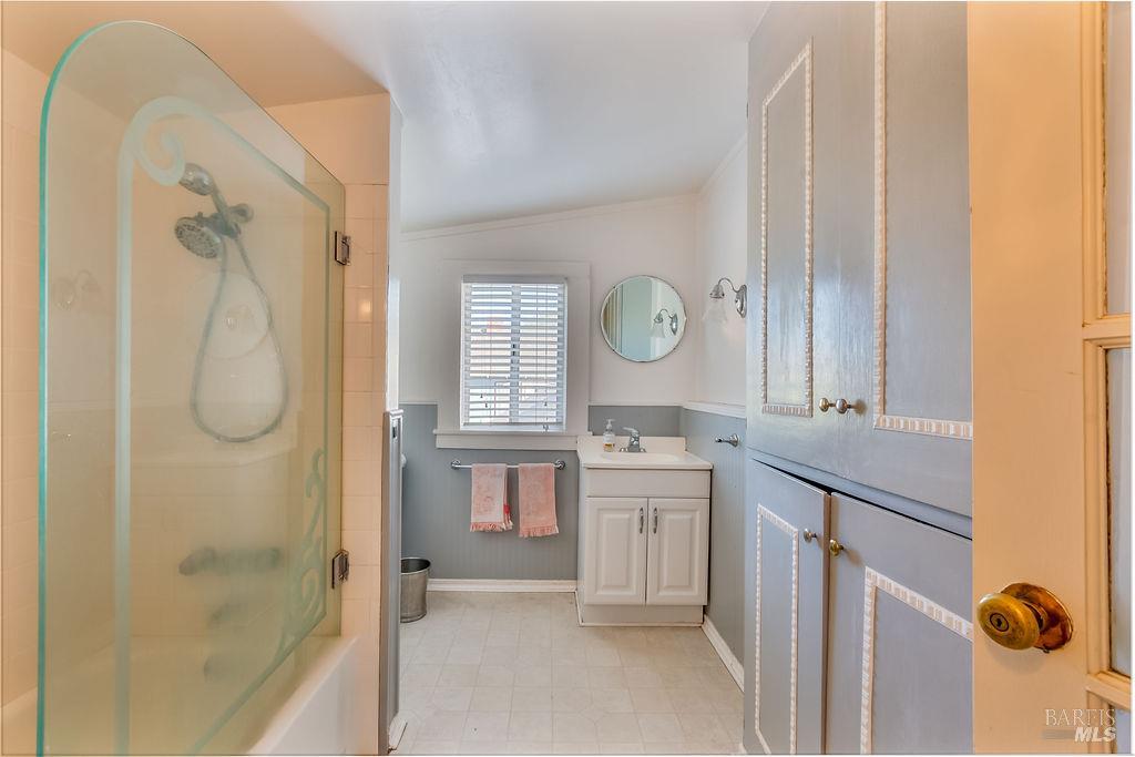 Detail Gallery Image 19 of 42 For 141 E F St, Benicia,  CA 94510 - 2 Beds | 3 Baths