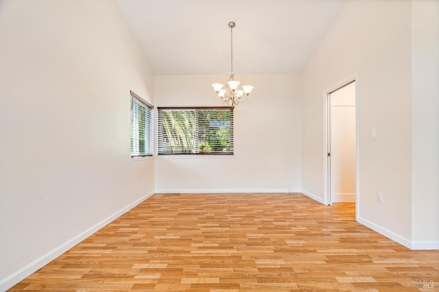 Detail Gallery Image 23 of 35 For 212 Mendelssohn Ct, Cotati,  CA 94931 - 3 Beds | 2/1 Baths