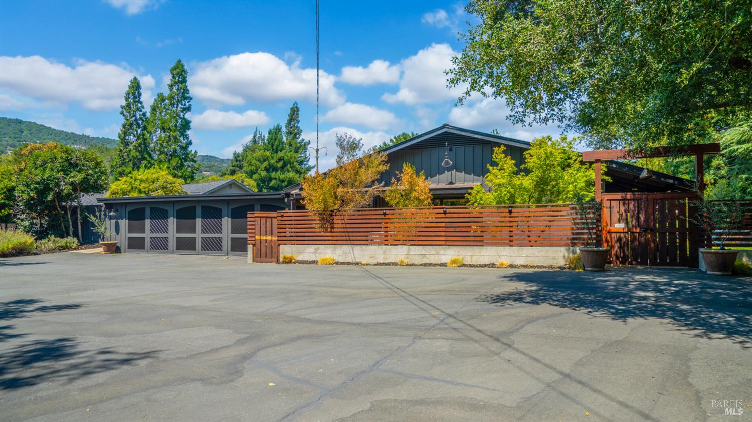 Detail Gallery Image 44 of 90 For 23 Country Club Dr, Fairfield,  CA 94534 - 4 Beds | 4 Baths