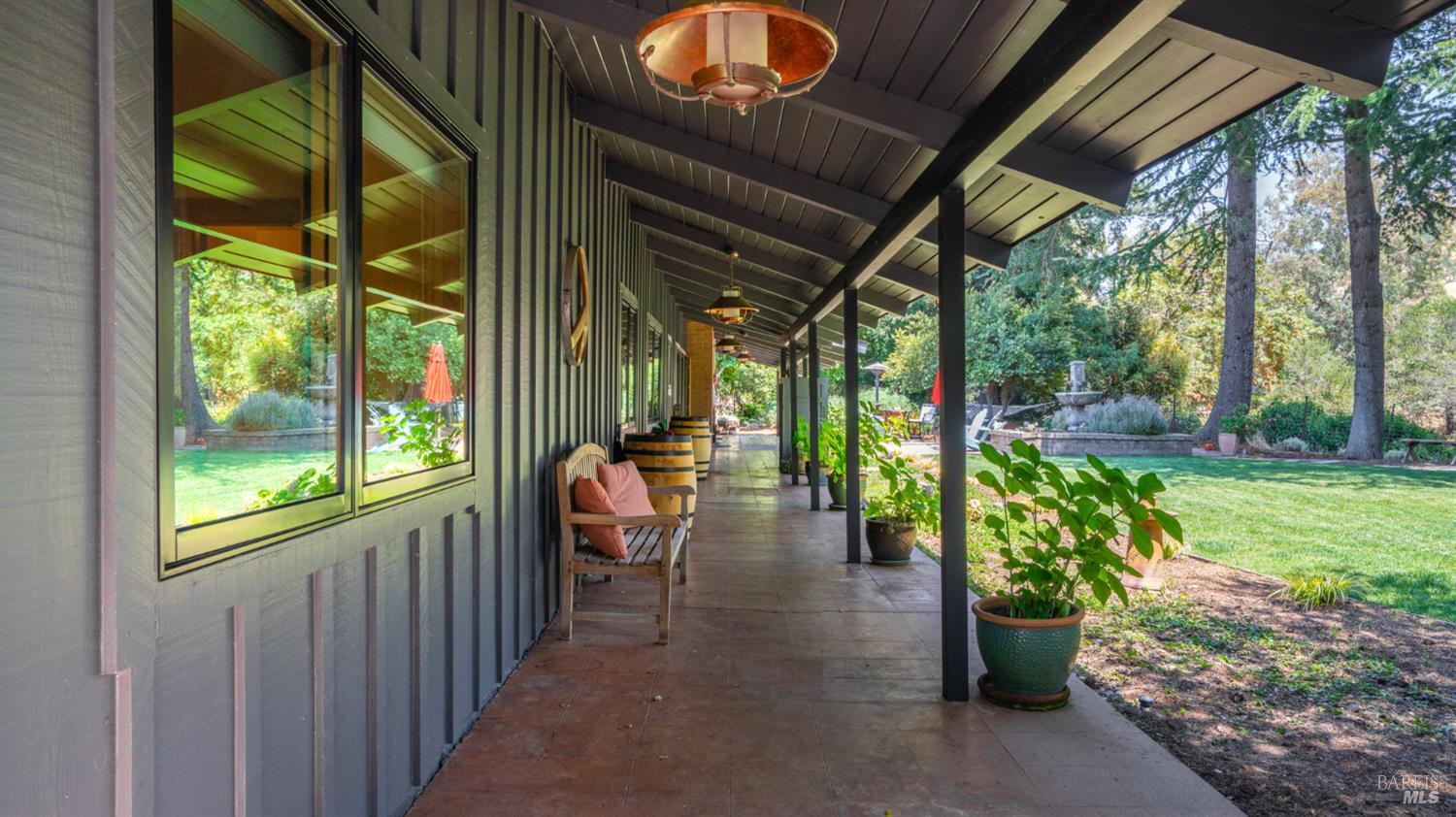 Detail Gallery Image 5 of 90 For 23 Country Club Dr, Fairfield,  CA 94534 - 4 Beds | 4 Baths