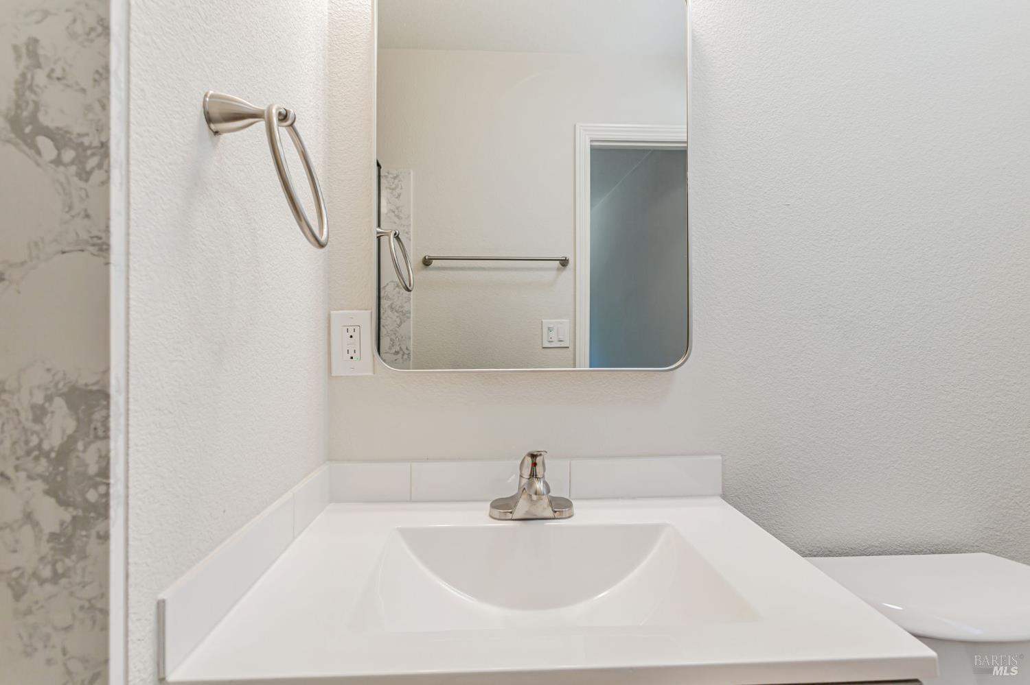 Detail Gallery Image 29 of 33 For 331 N West St, Vacaville,  CA 95688 - 3 Beds | 2 Baths