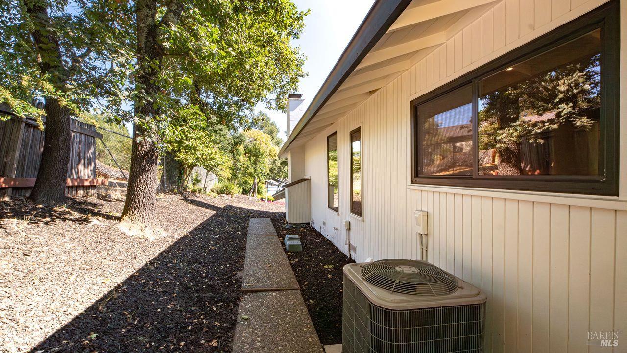 Detail Gallery Image 58 of 70 For 3351 Miraloma Dr, Santa Rosa,  CA 95404 - 4 Beds | 3 Baths