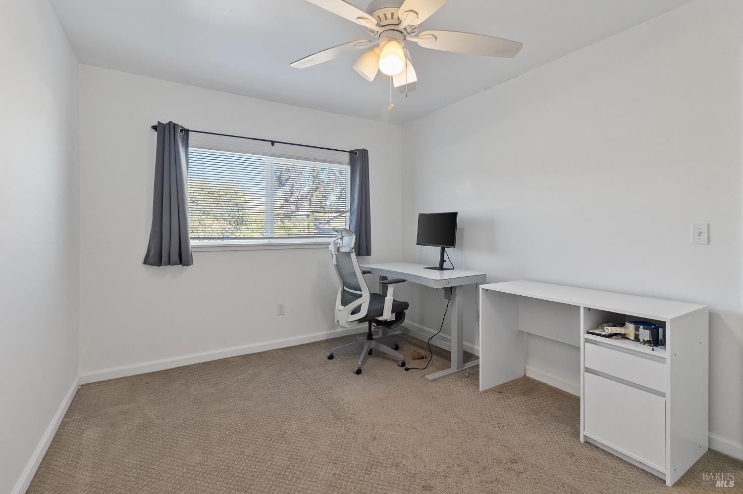 Detail Gallery Image 7 of 33 For 1990 Griffin Dr, Vallejo,  CA 94589 - 3 Beds | 2 Baths