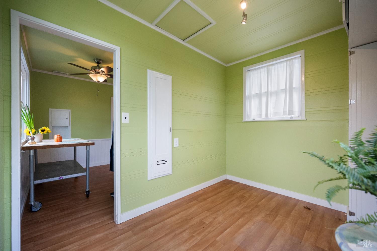Detail Gallery Image 16 of 24 For 142 Bungalow Ave, San Rafael,  CA 94901 - – Beds | – Baths