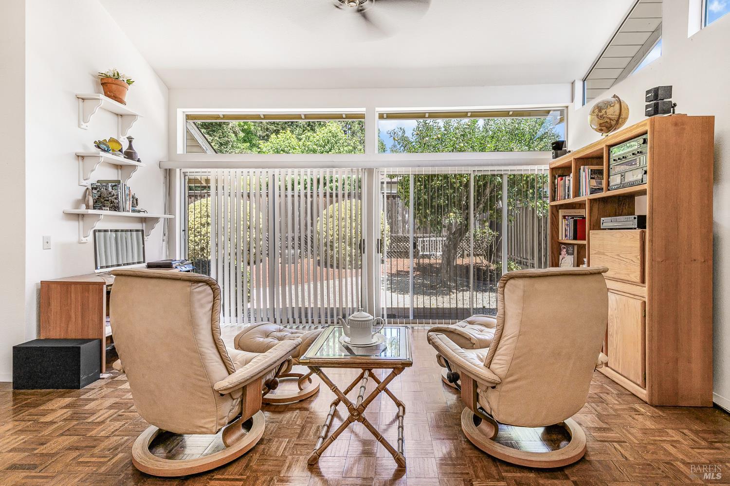 Detail Gallery Image 26 of 43 For 6941 Oak Leaf Dr, Santa Rosa,  CA 95409 - 2 Beds | 2 Baths