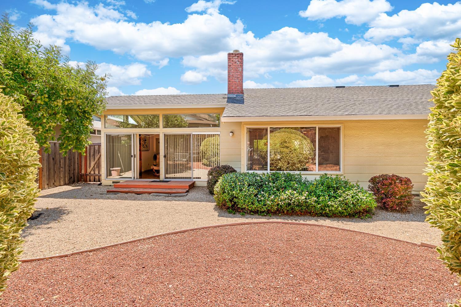 Detail Gallery Image 40 of 43 For 6941 Oak Leaf Dr, Santa Rosa,  CA 95409 - 2 Beds | 2 Baths