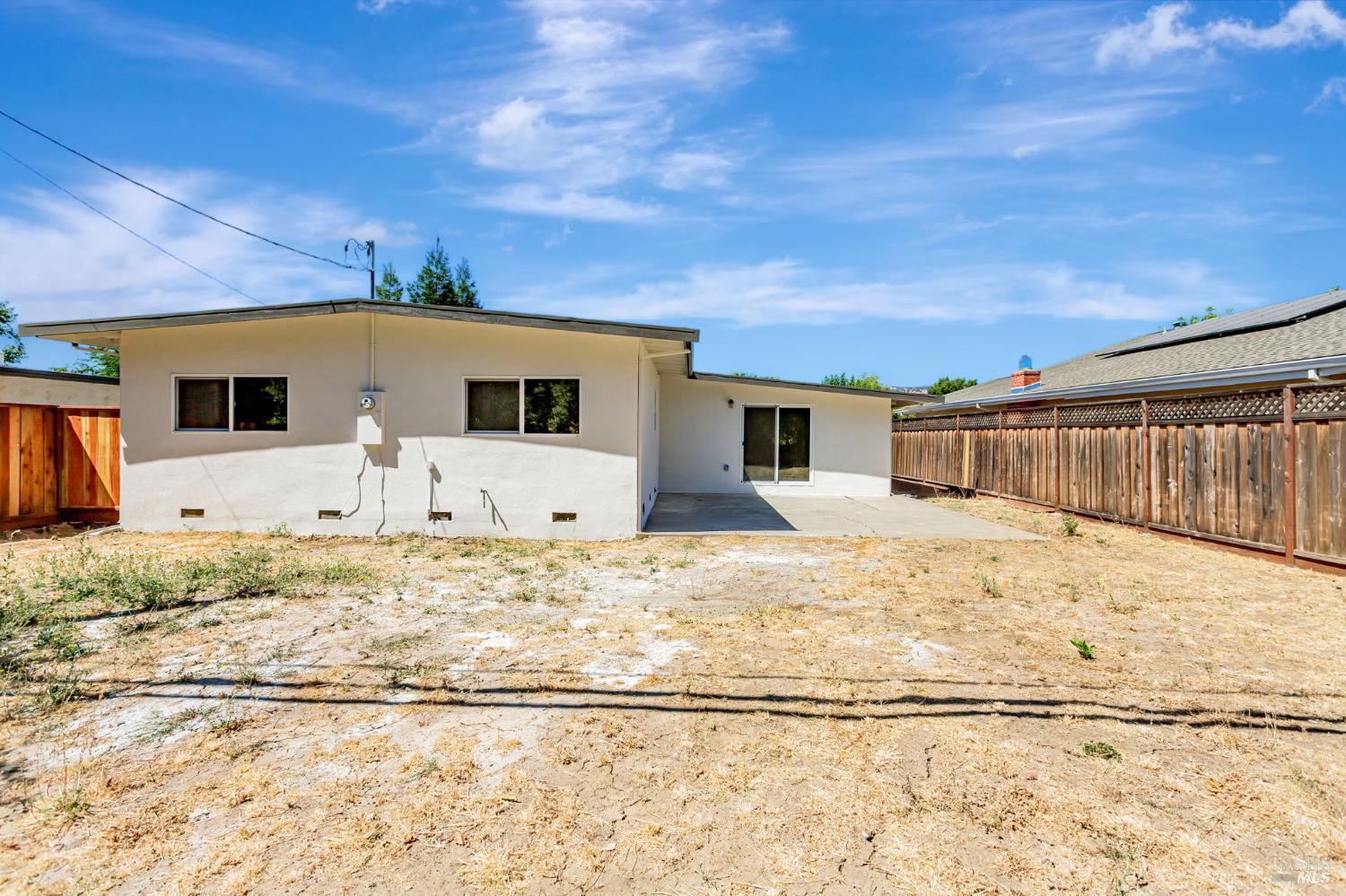 Detail Gallery Image 32 of 33 For 331 N West St, Vacaville,  CA 95688 - 3 Beds | 2 Baths