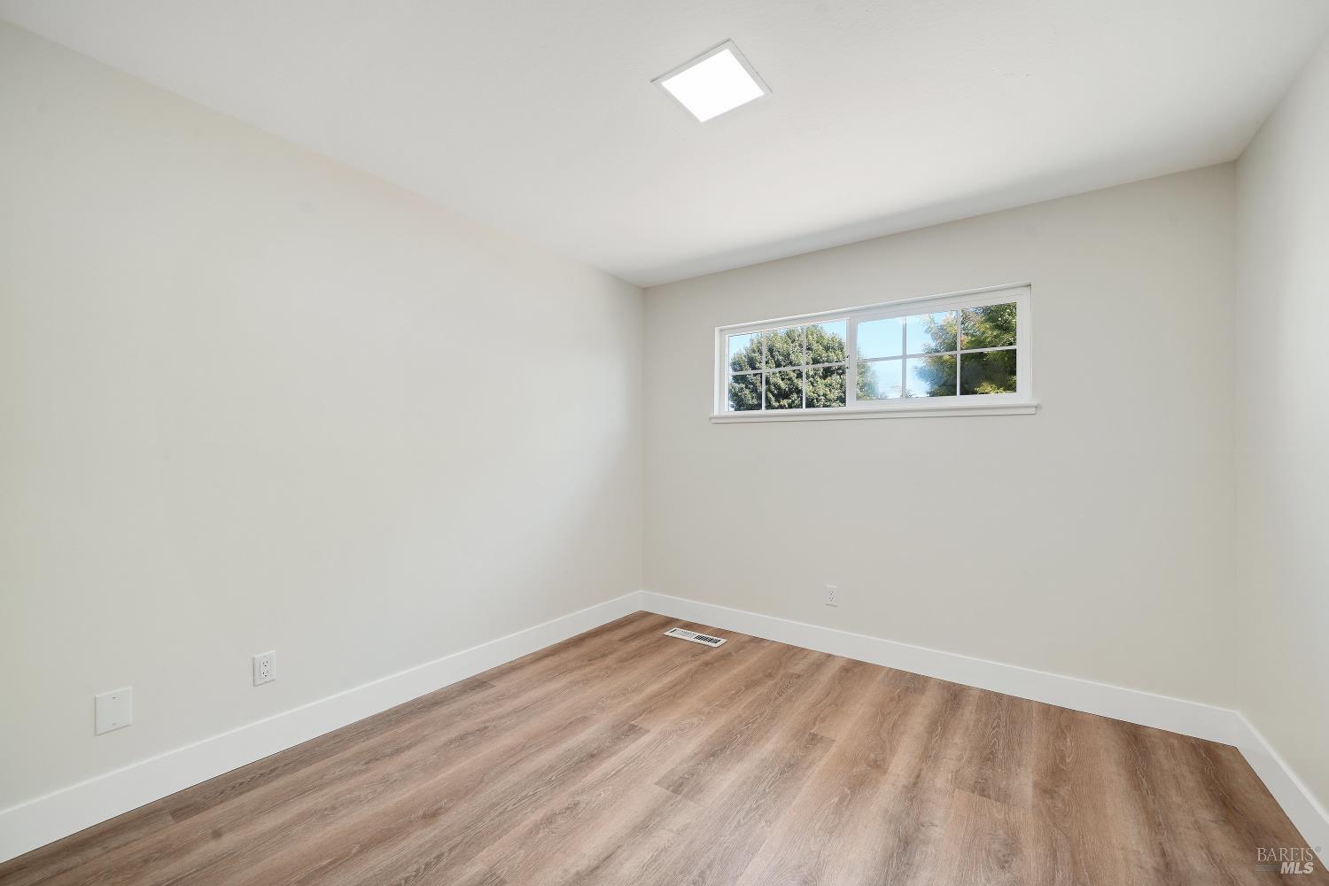 Detail Gallery Image 21 of 42 For 621 W D St, Dixon,  CA 95620 - 3 Beds | 2 Baths