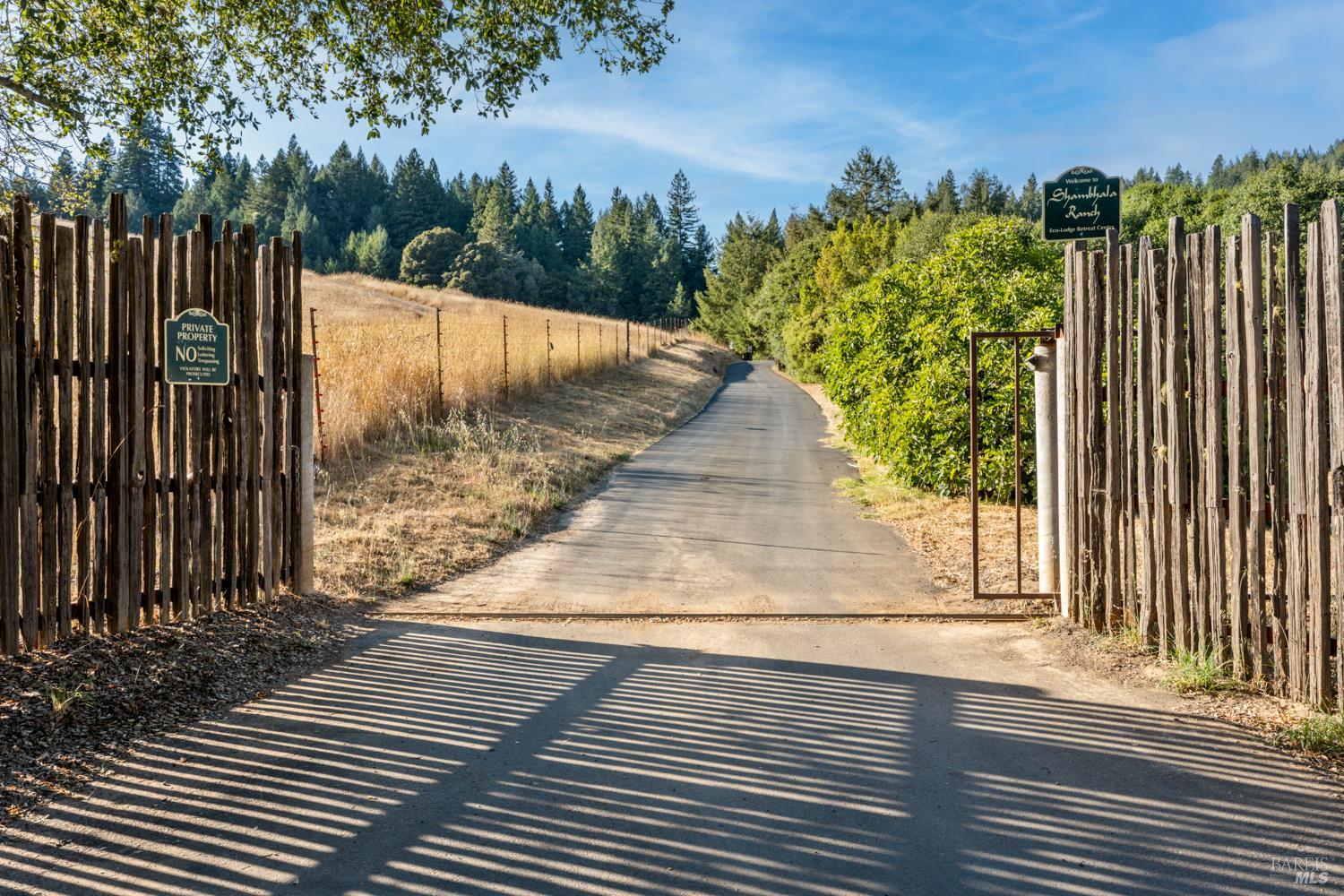 Detail Gallery Image 6 of 50 For 21200 Orr Springs Rd, Ukiah,  CA 95480 - – Beds | – Baths