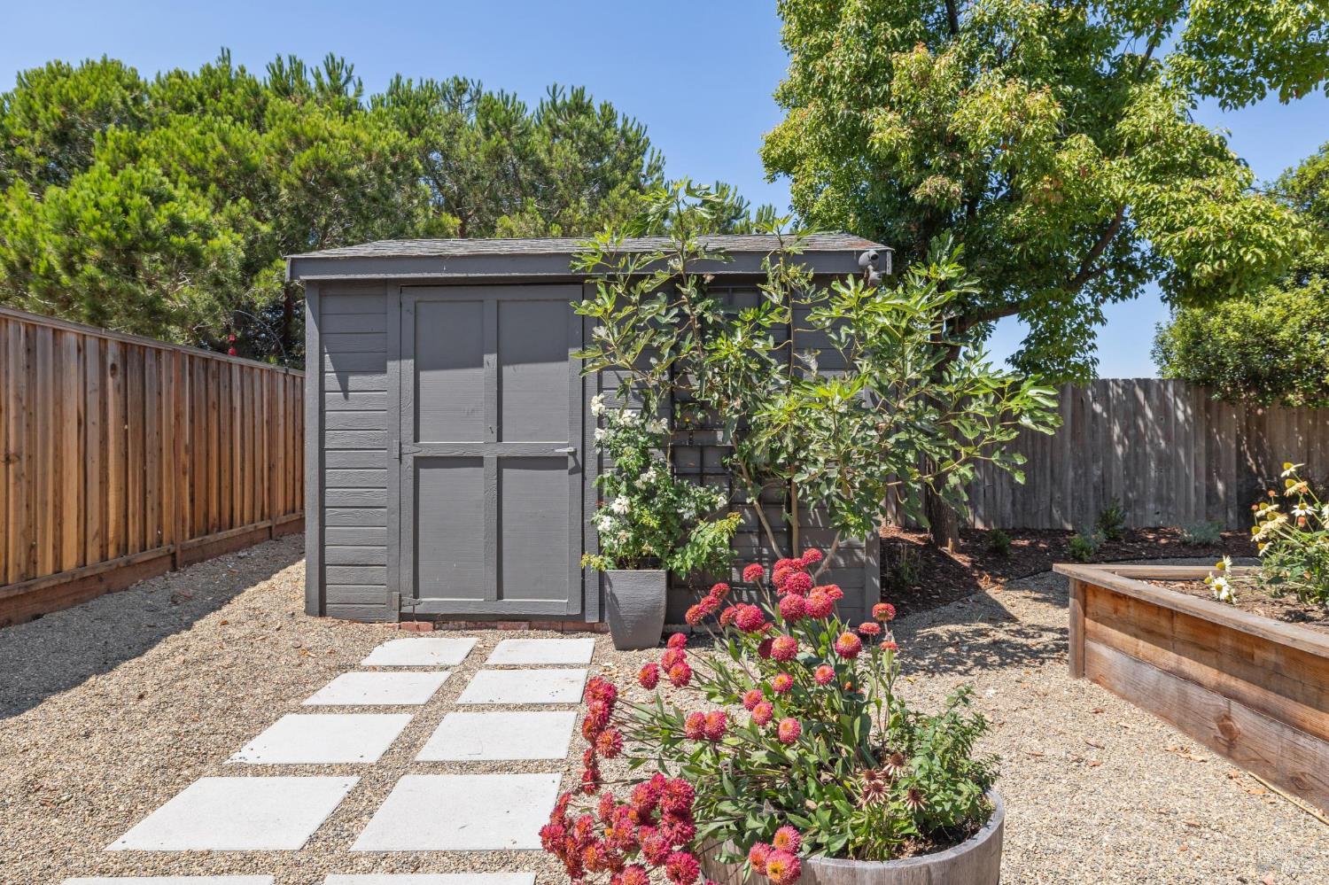 Detail Gallery Image 78 of 82 For 772 Barton Way, Benicia,  CA 94510 - 3 Beds | 2 Baths
