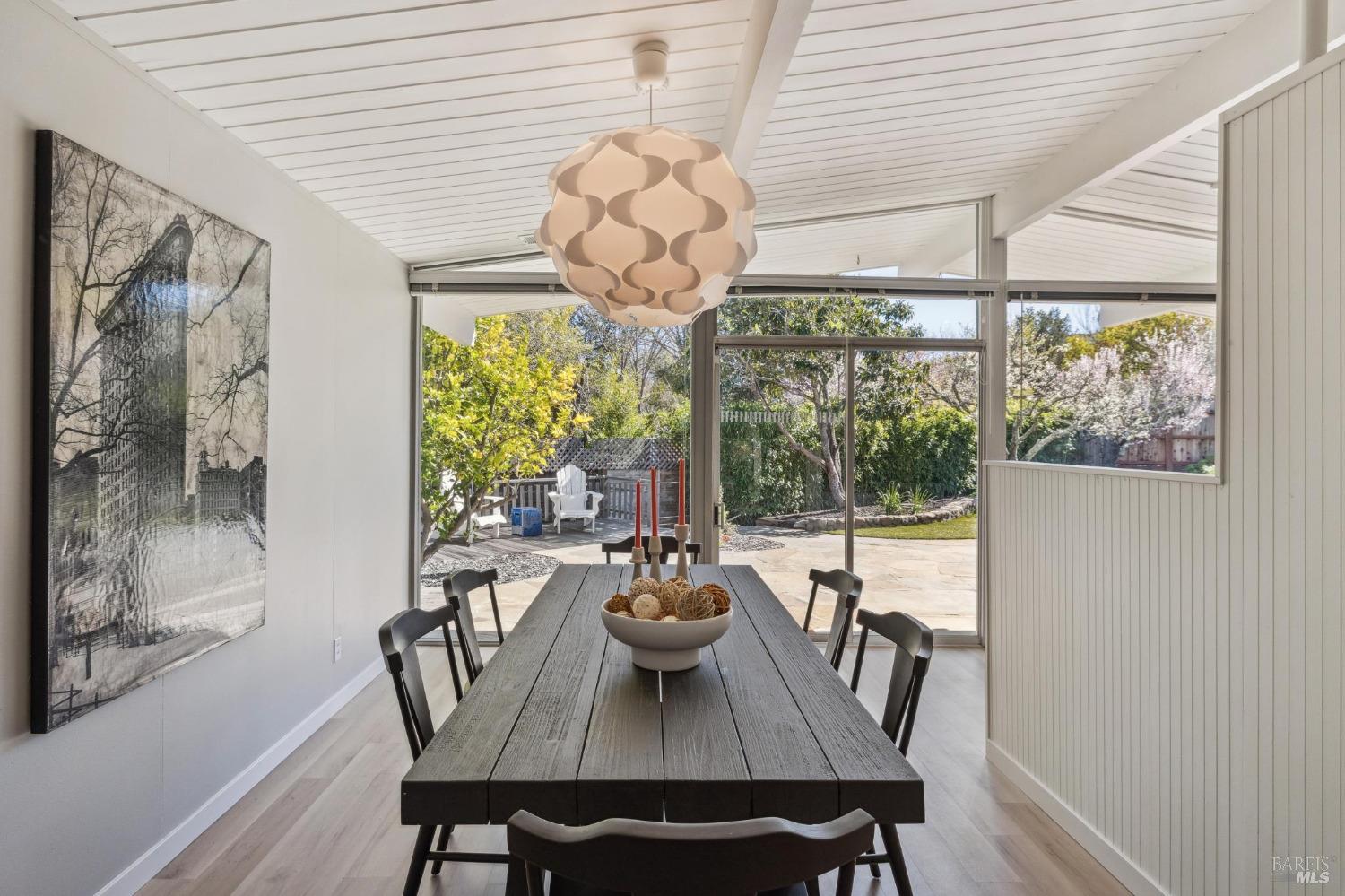 Detail Gallery Image 20 of 47 For 35 Golden Hinde Blvd, San Rafael,  CA 94903 - 4 Beds | 2 Baths