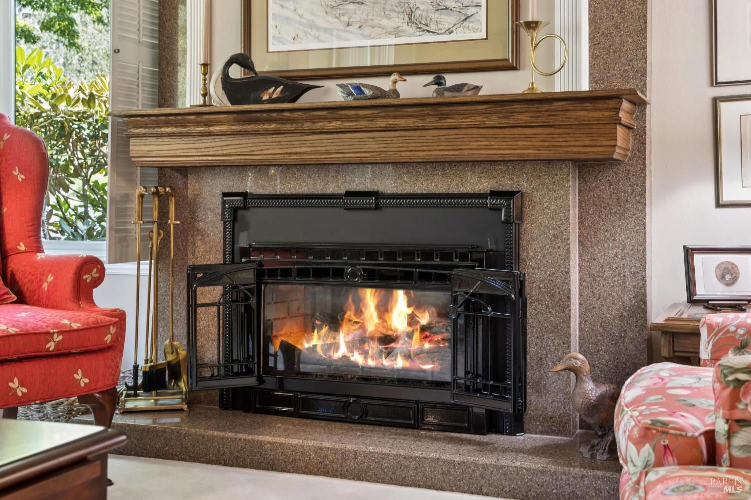 Detail Gallery Image 15 of 48 For 12 Eagle Gap Rd, Novato,  CA 94949 - 4 Beds | 2/1 Baths
