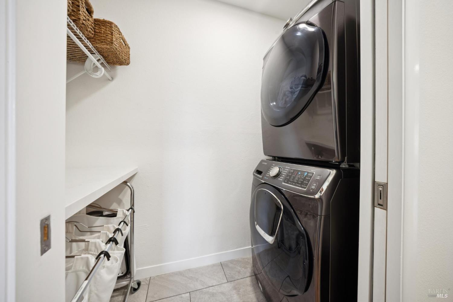 Detail Gallery Image 31 of 47 For 31 Knoll Ln, Mill Valley,  CA 94941 - – Beds | – Baths