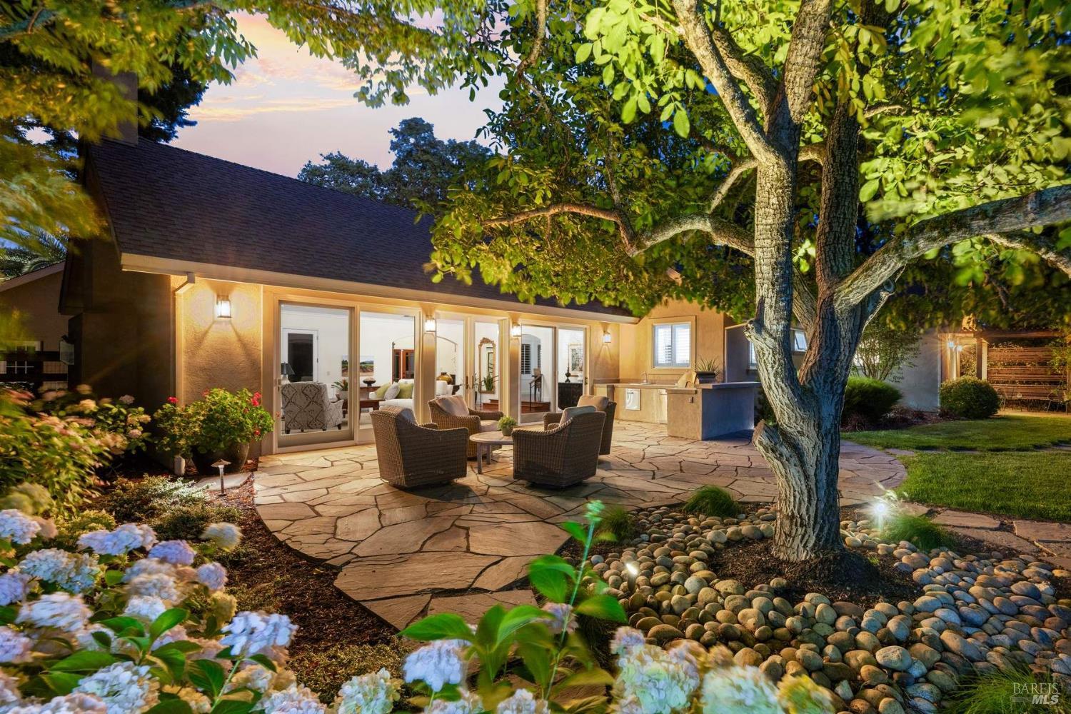 Detail Gallery Image 3 of 30 For Address Is Not Disclosed, Sonoma,  CA 95476 - 3 Beds | 2/1 Baths