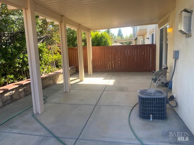 Detail Gallery Image 25 of 30 For 5041 N Parr Ln, Fairfield,  CA 94533 - 3 Beds | 2/1 Baths