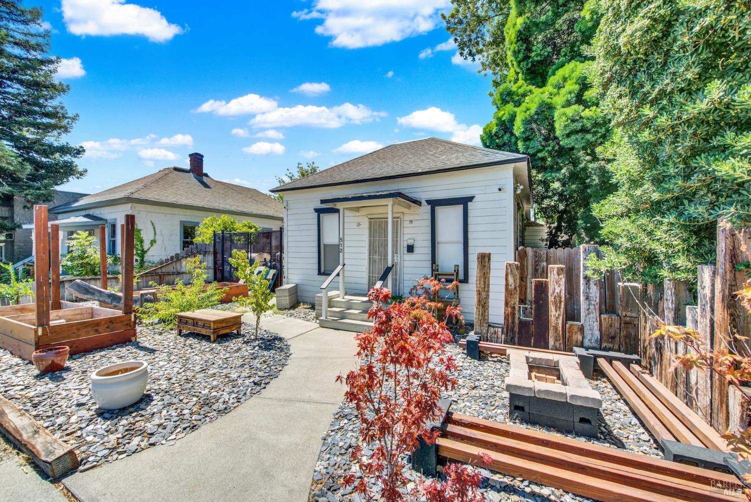 Detail Gallery Image 6 of 27 For 512 Davis St, Vacaville,  CA 95688 - 2 Beds | 2 Baths