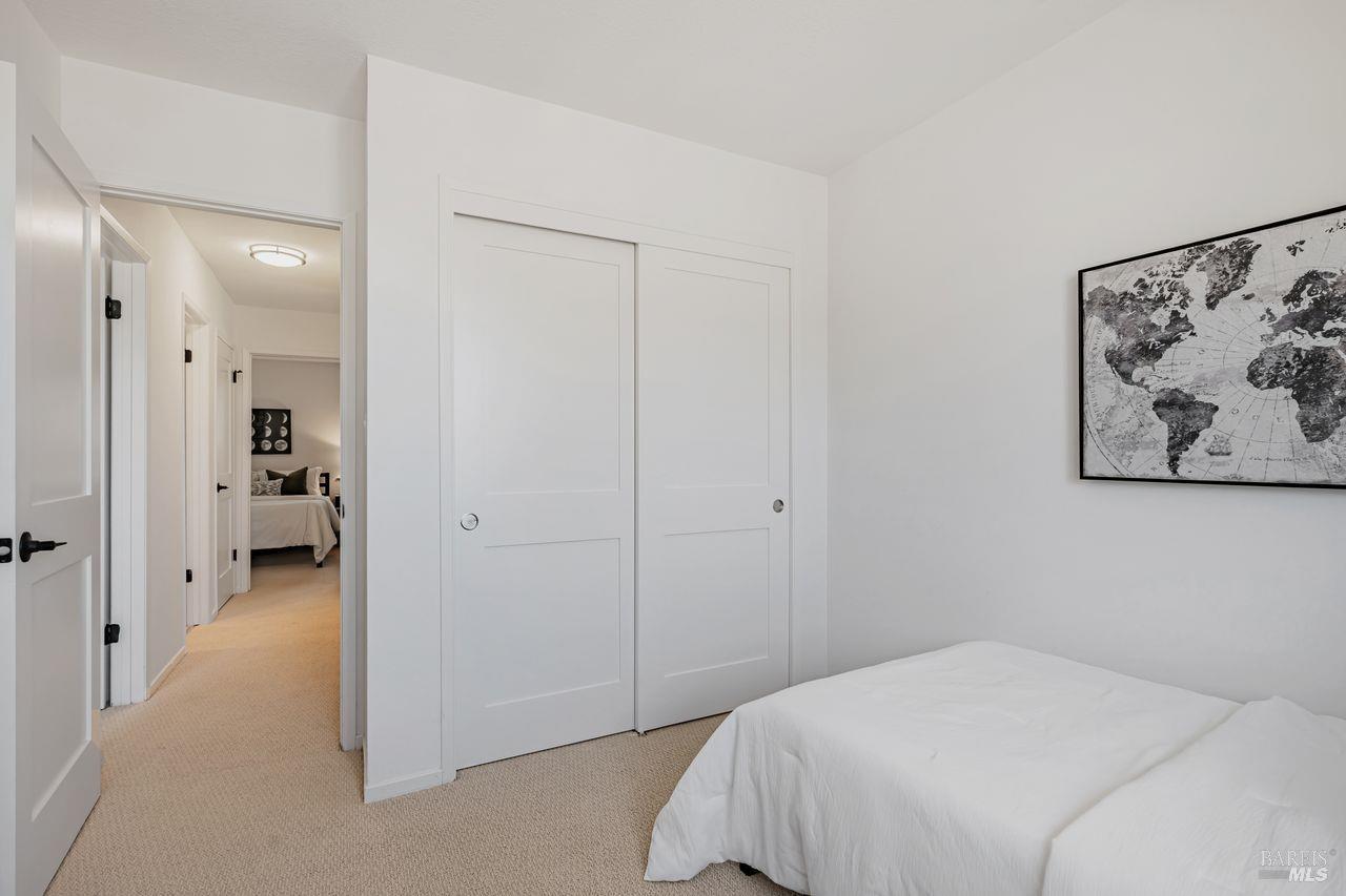 Detail Gallery Image 24 of 36 For 1267 Valley Oak Ct #F,  Novato,  CA 94947 - 3 Beds | 1/1 Baths