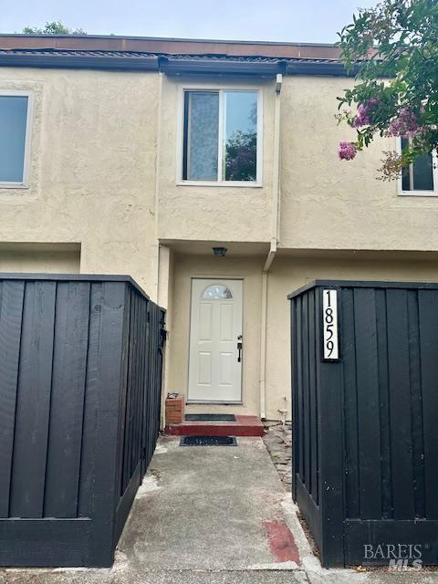 1859 Primavera Drive Santa Rosa, California Updated 3 bedrooms, 1.5 baths, and two stories town home situated in NESR close to highly rated schools. New kitchen with white shaker cabinets, quartz countertops, and newer stainless appliances. One assigned carport and another assigned parking spot to the unit. Perfect for first home buyers and investors! Don't miss it.