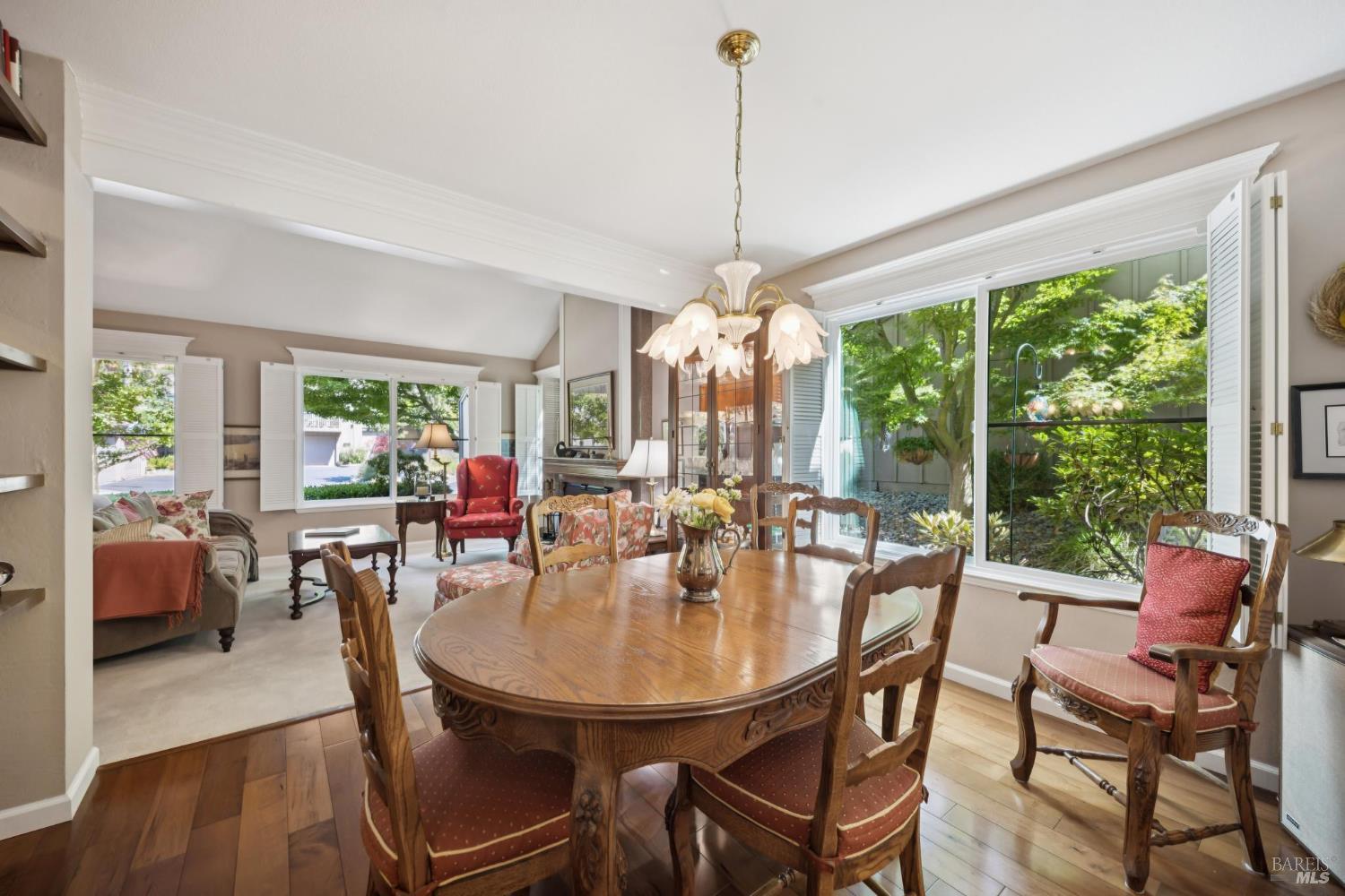 Detail Gallery Image 18 of 48 For 12 Eagle Gap Rd, Novato,  CA 94949 - 4 Beds | 2/1 Baths