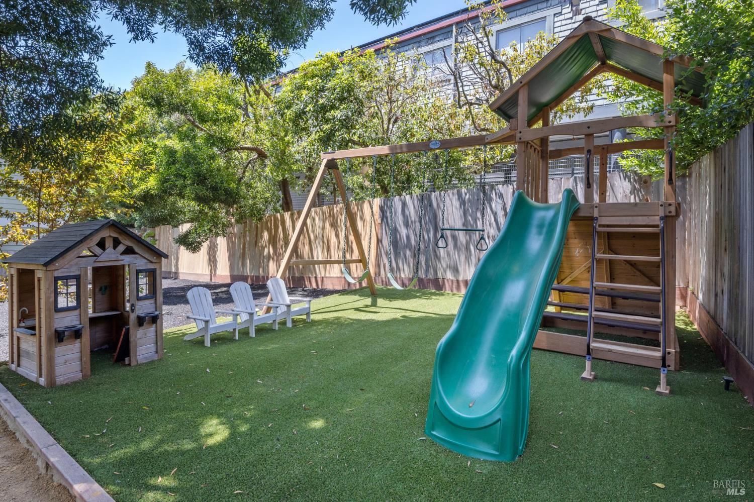Detail Gallery Image 17 of 47 For 31 Knoll Ln, Mill Valley,  CA 94941 - – Beds | – Baths