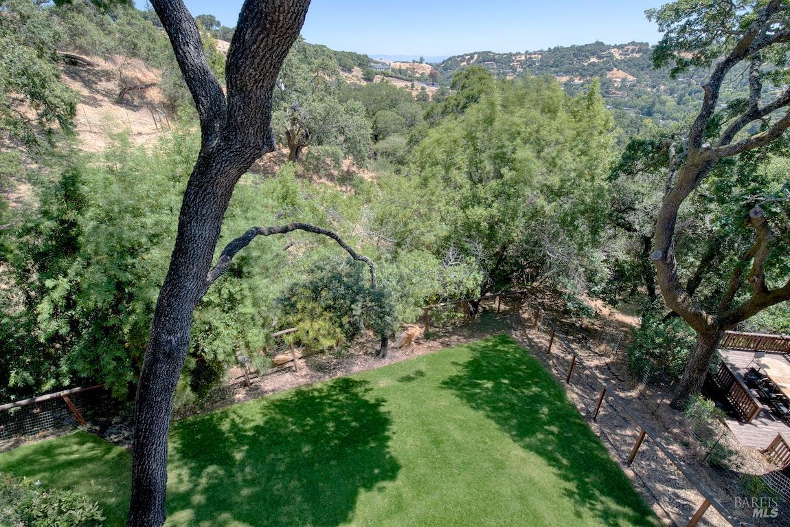 Detail Gallery Image 52 of 54 For 76 Oak Springs Dr, San Anselmo,  CA 94960 - 5 Beds | 3/1 Baths