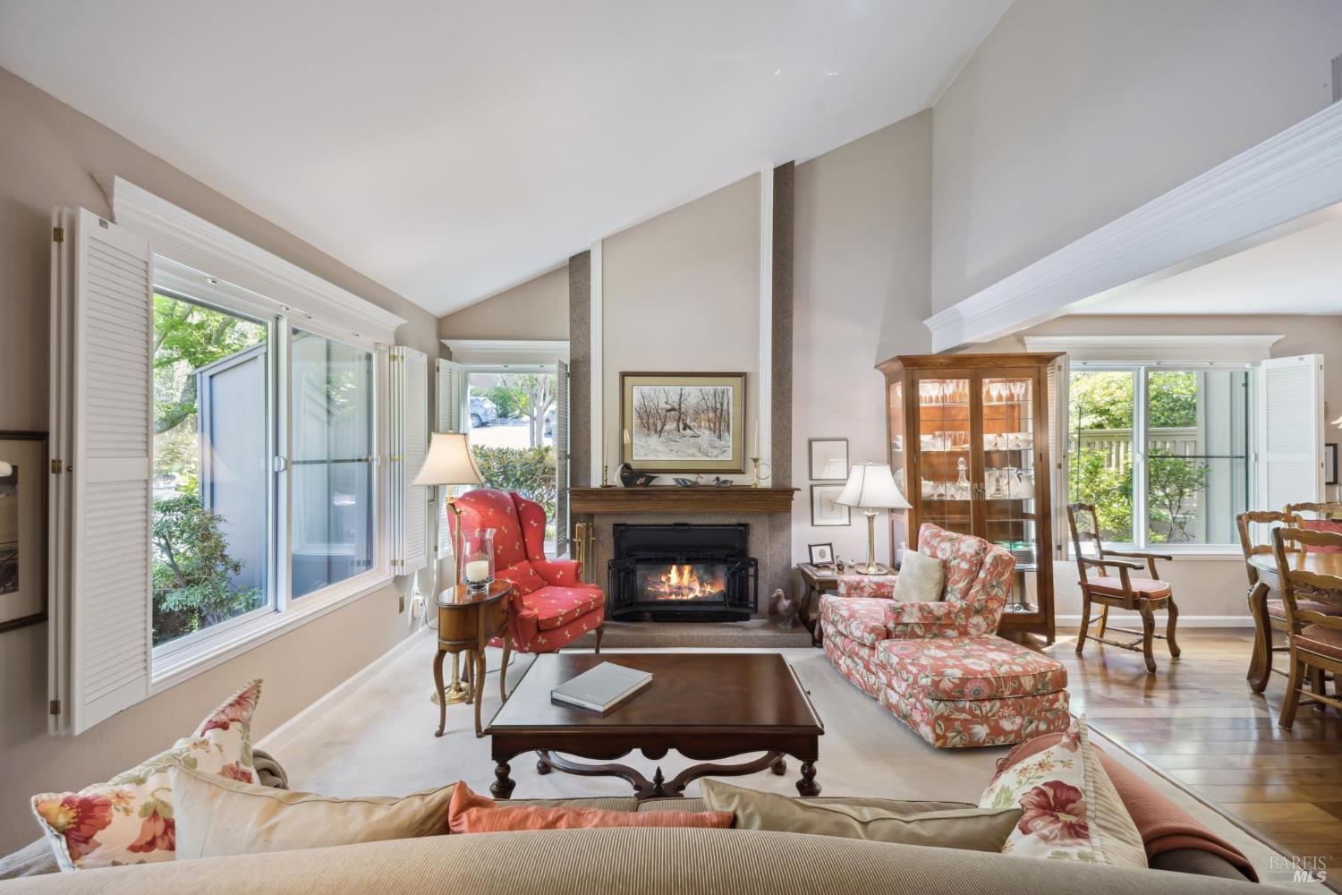 Detail Gallery Image 12 of 48 For 12 Eagle Gap Rd, Novato,  CA 94949 - 4 Beds | 2/1 Baths