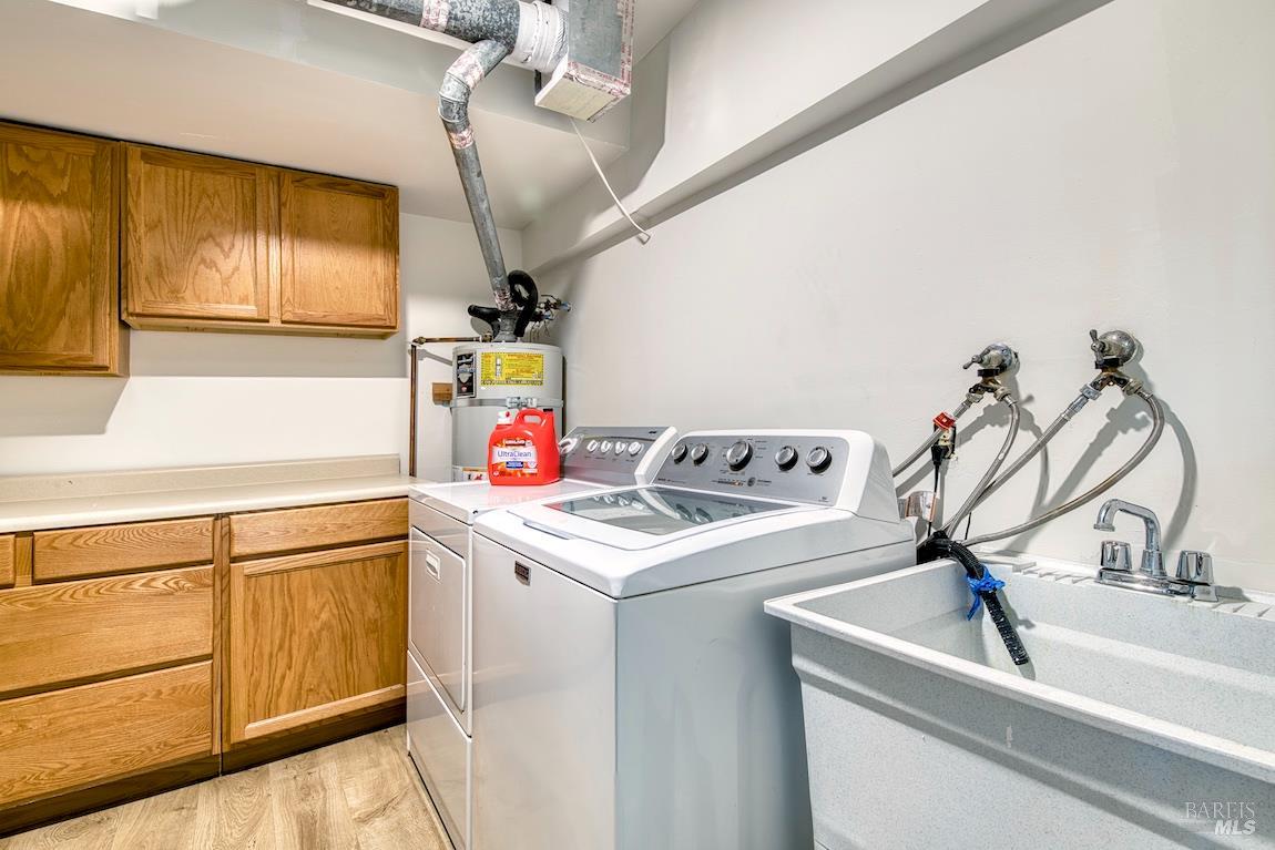 Detail Gallery Image 43 of 54 For 76 Oak Springs Dr, San Anselmo,  CA 94960 - 5 Beds | 3/1 Baths