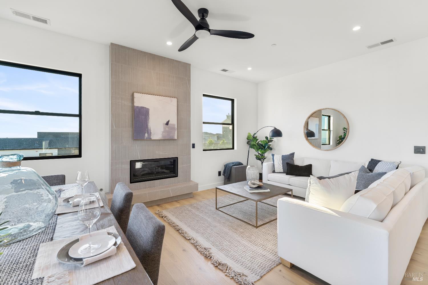 Detail Gallery Image 7 of 47 For 2156 Wedgewood Way, Santa Rosa,  CA 95404 - 4 Beds | 4/1 Baths
