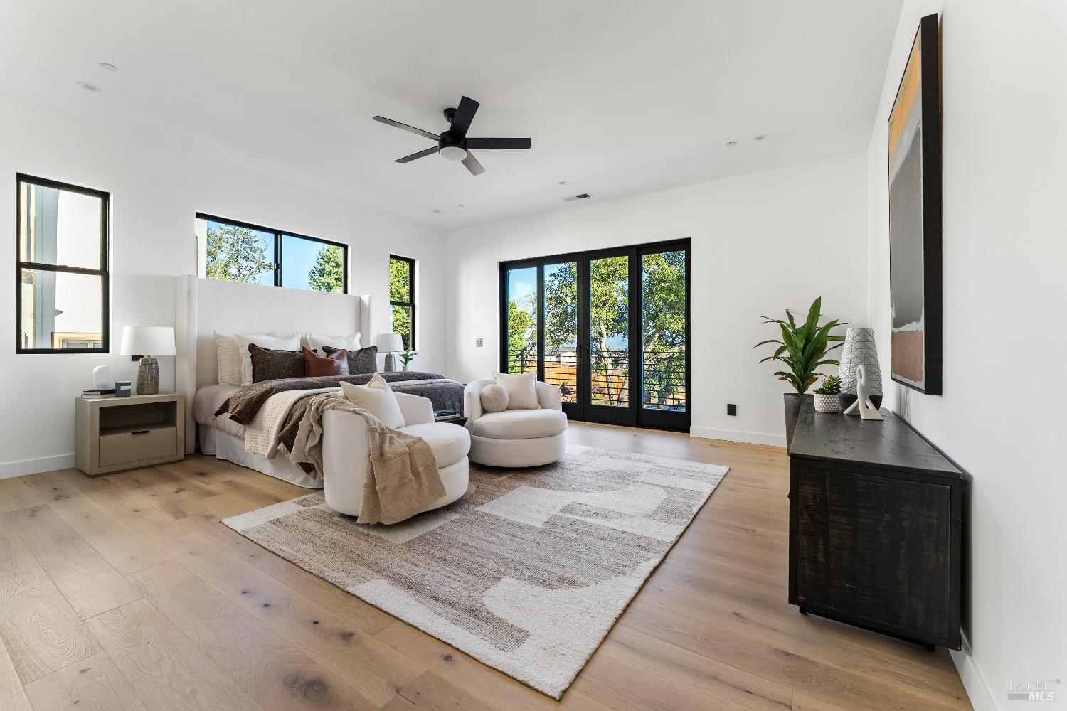 Detail Gallery Image 17 of 47 For 2156 Wedgewood Way, Santa Rosa,  CA 95404 - 4 Beds | 4/1 Baths