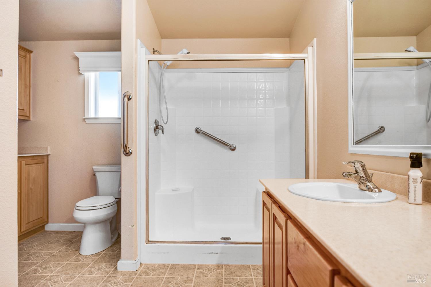 Detail Gallery Image 15 of 34 For 317 Tammy Way, Napa,  CA 94558 - 3 Beds | 2 Baths