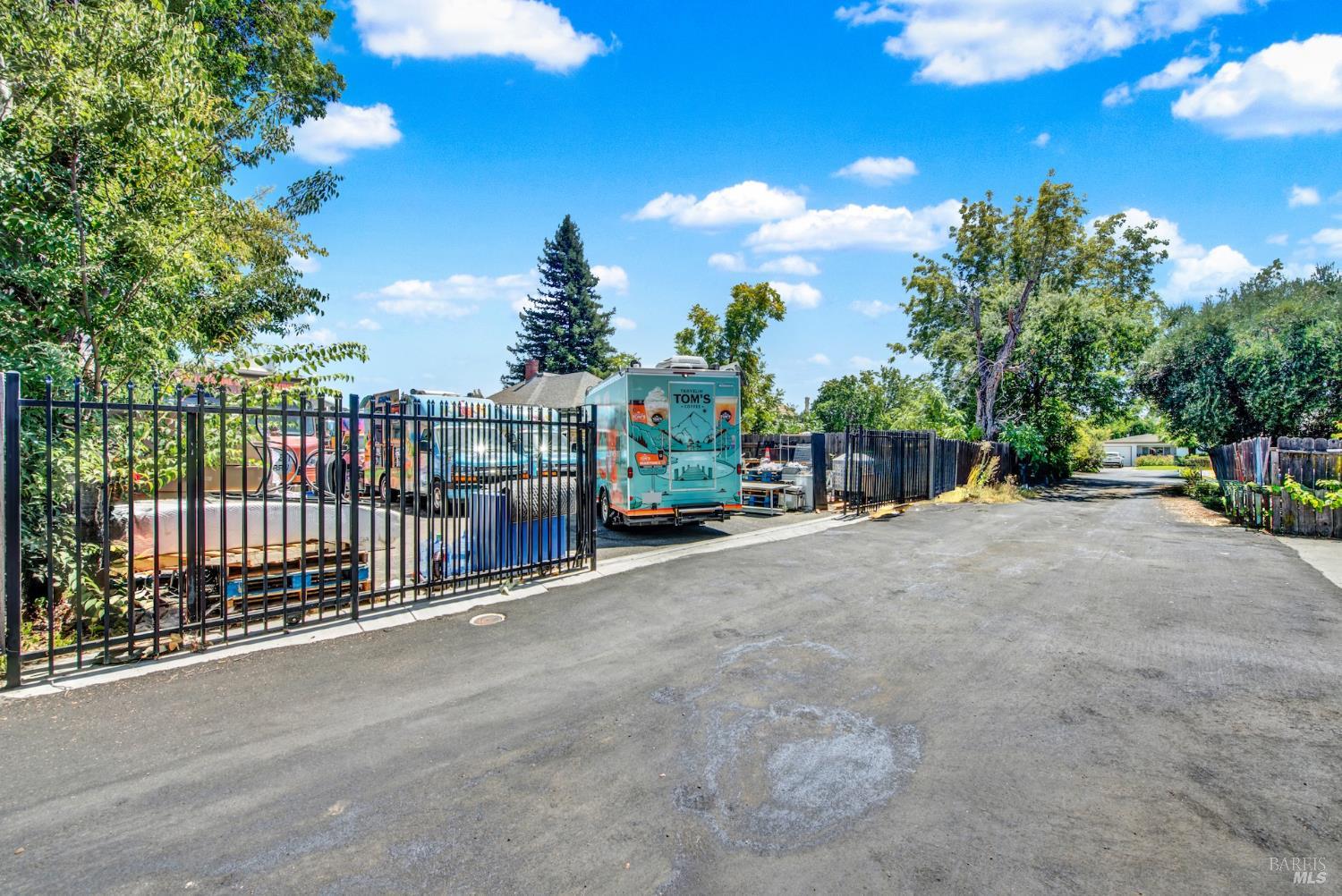 Detail Gallery Image 17 of 27 For 512 Davis St, Vacaville,  CA 95688 - 2 Beds | 2 Baths