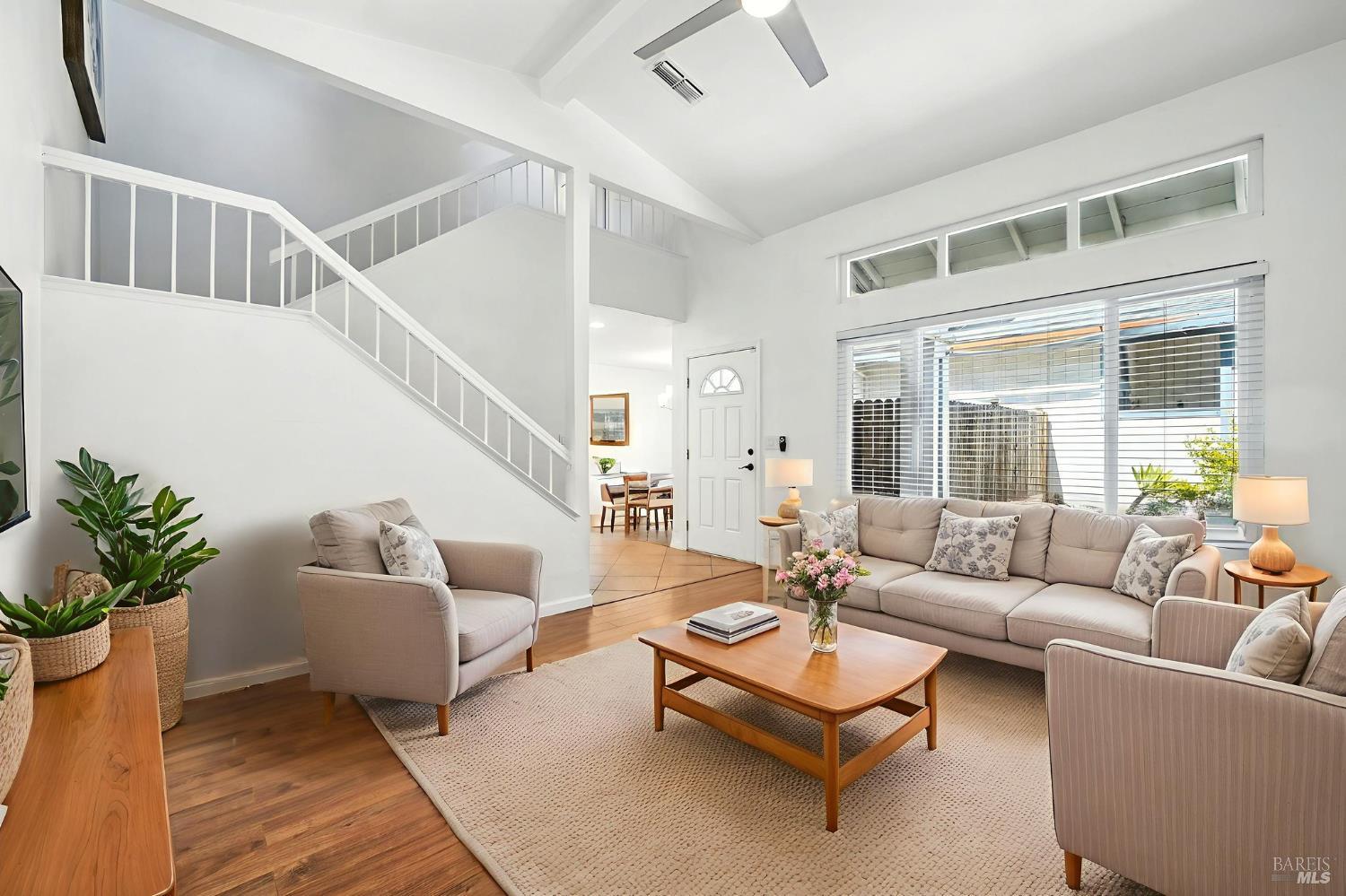 Detail Gallery Image 6 of 45 For 849 Cameron Ct, Vacaville,  CA 95687 - 3 Beds | 2/1 Baths