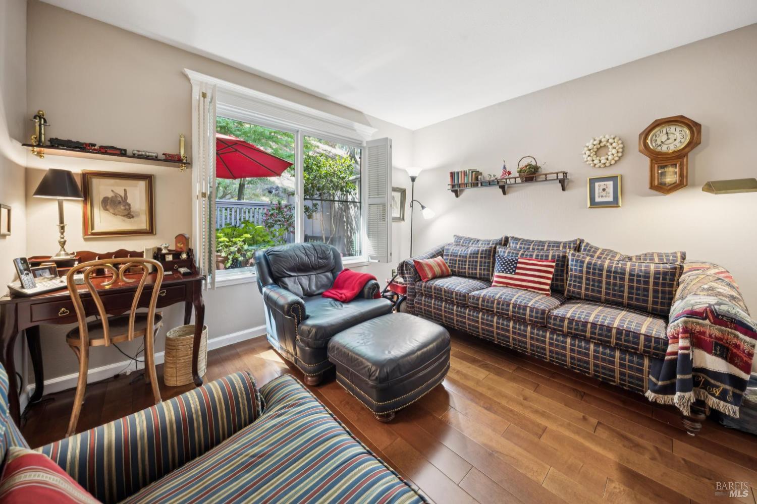 Detail Gallery Image 23 of 48 For 12 Eagle Gap Rd, Novato,  CA 94949 - 4 Beds | 2/1 Baths