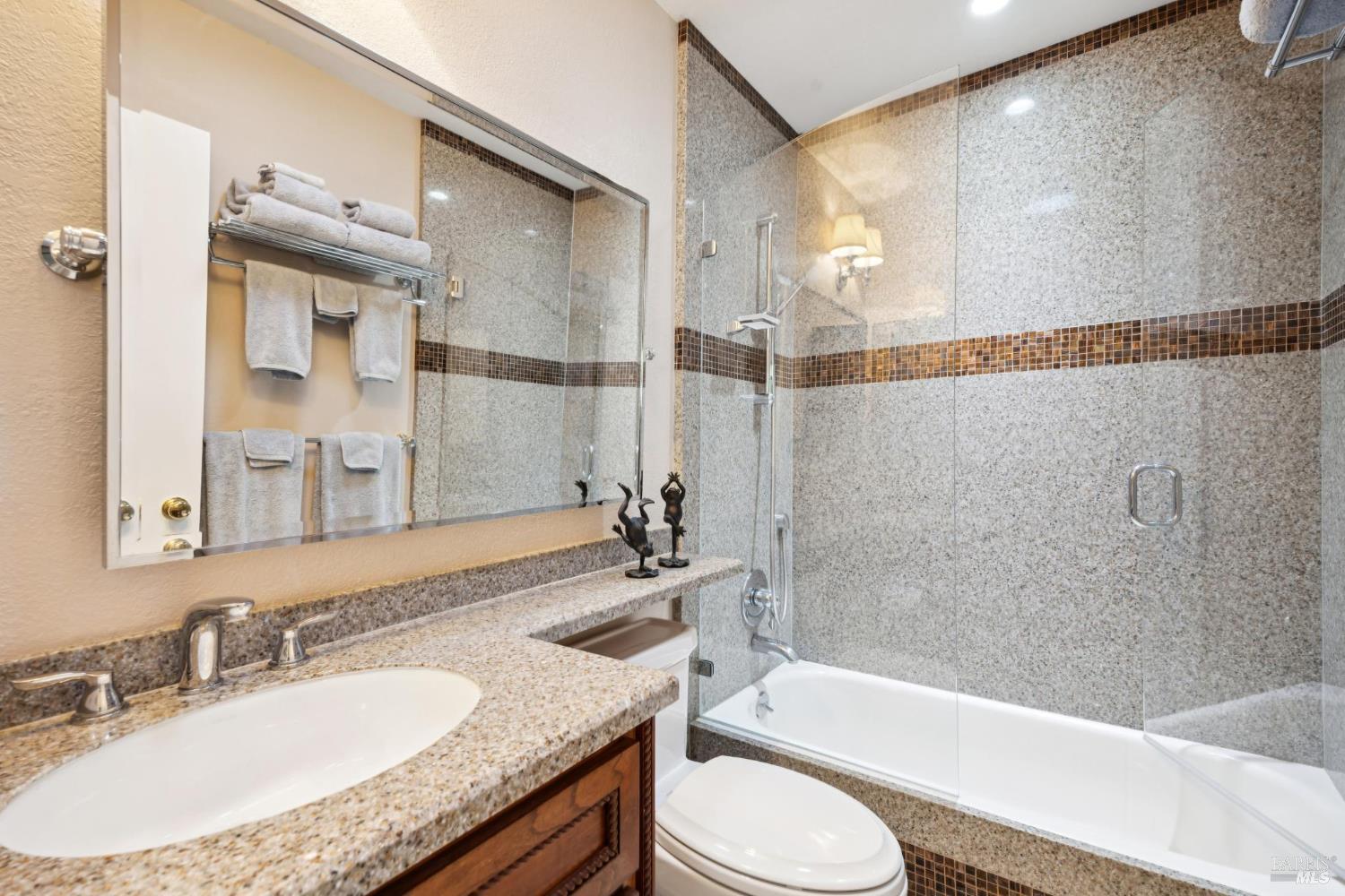 Detail Gallery Image 36 of 48 For 12 Eagle Gap Rd, Novato,  CA 94949 - 4 Beds | 2/1 Baths