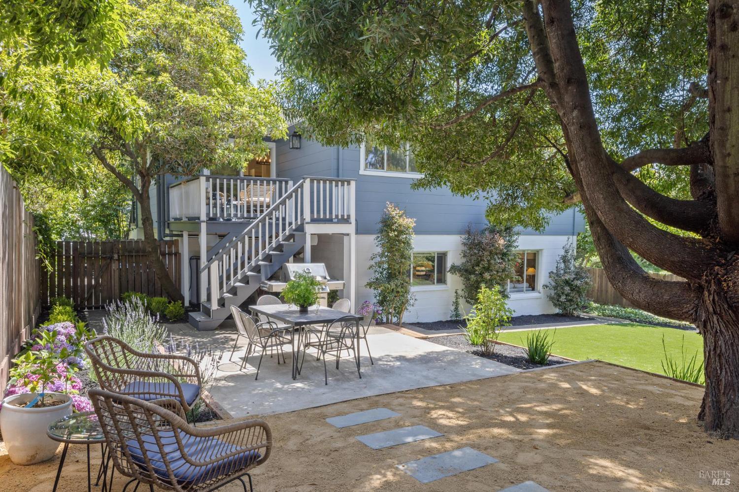 Detail Gallery Image 21 of 47 For 31 Knoll Ln, Mill Valley,  CA 94941 - – Beds | – Baths