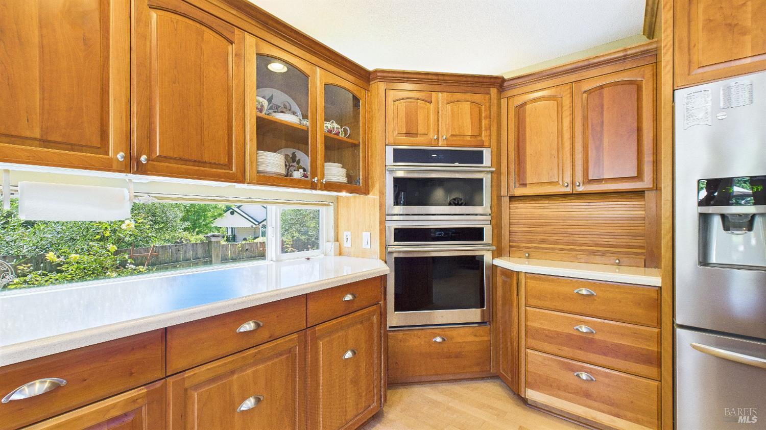 Detail Gallery Image 9 of 63 For 5212 Beaumont Way, Santa Rosa,  CA 95409 - 3 Beds | 2/1 Baths