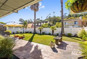 Detail Gallery Image 6 of 8 For 170 Trinidad Dr, Tiburon,  CA 94920 - 4 Beds | 2/1 Baths