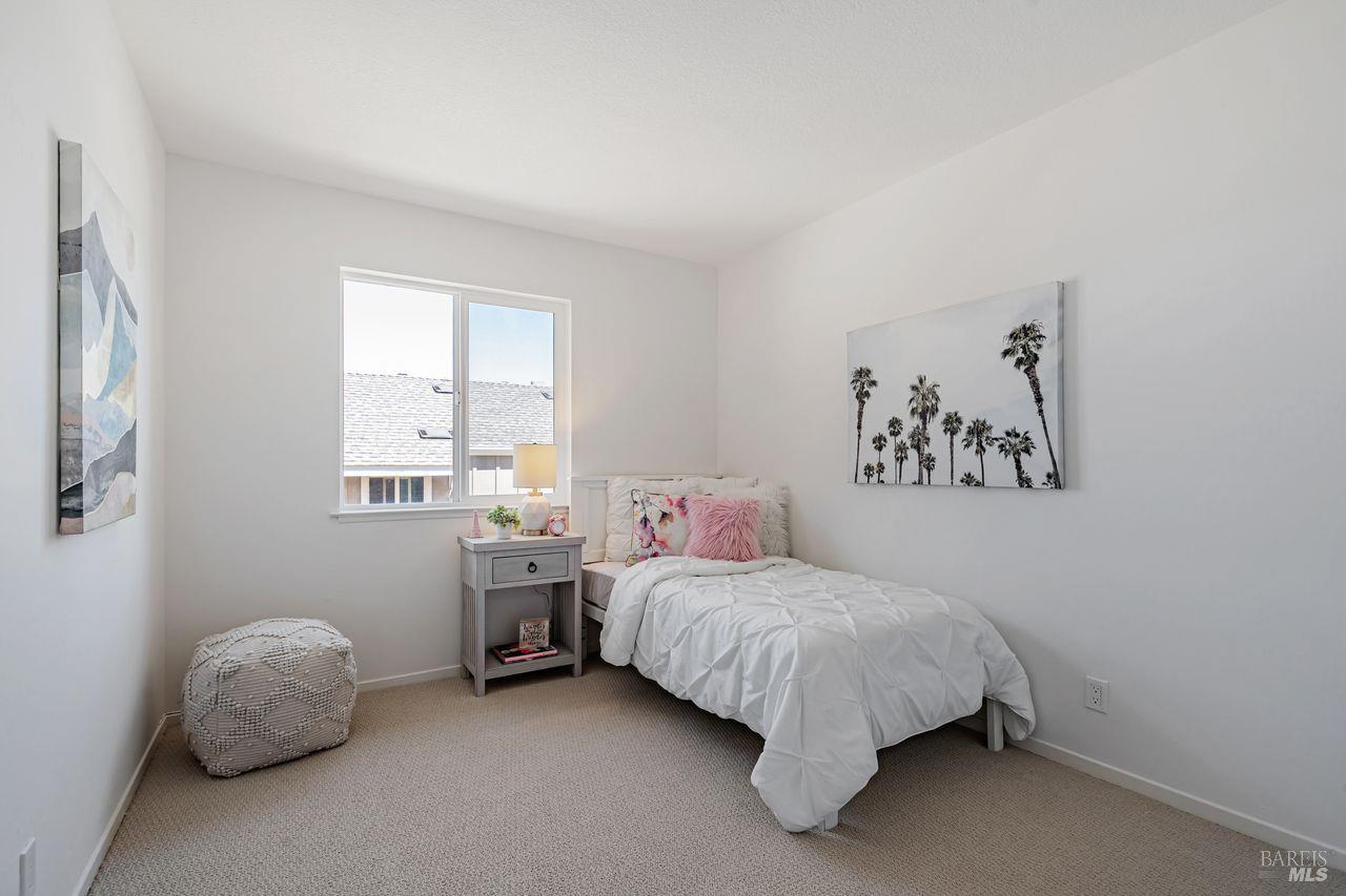 Detail Gallery Image 26 of 36 For 1267 Valley Oak Ct #F,  Novato,  CA 94947 - 3 Beds | 1/1 Baths