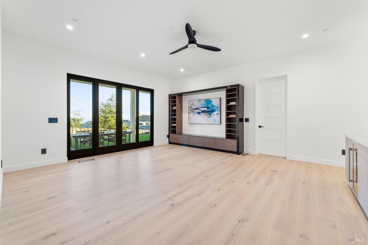 Detail Gallery Image 30 of 47 For 2156 Wedgewood Way, Santa Rosa,  CA 95404 - 4 Beds | 4/1 Baths