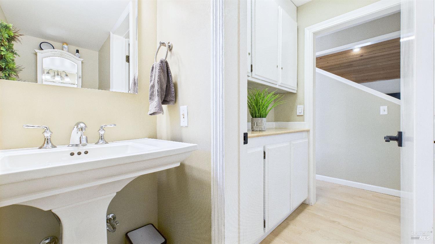 Detail Gallery Image 55 of 63 For 5212 Beaumont Way, Santa Rosa,  CA 95409 - 3 Beds | 2/1 Baths