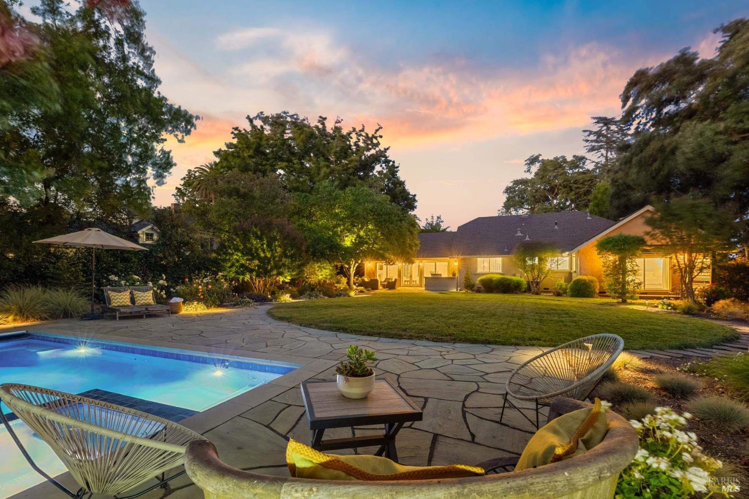Detail Gallery Image 4 of 30 For Address Is Not Disclosed, Sonoma,  CA 95476 - 3 Beds | 2/1 Baths