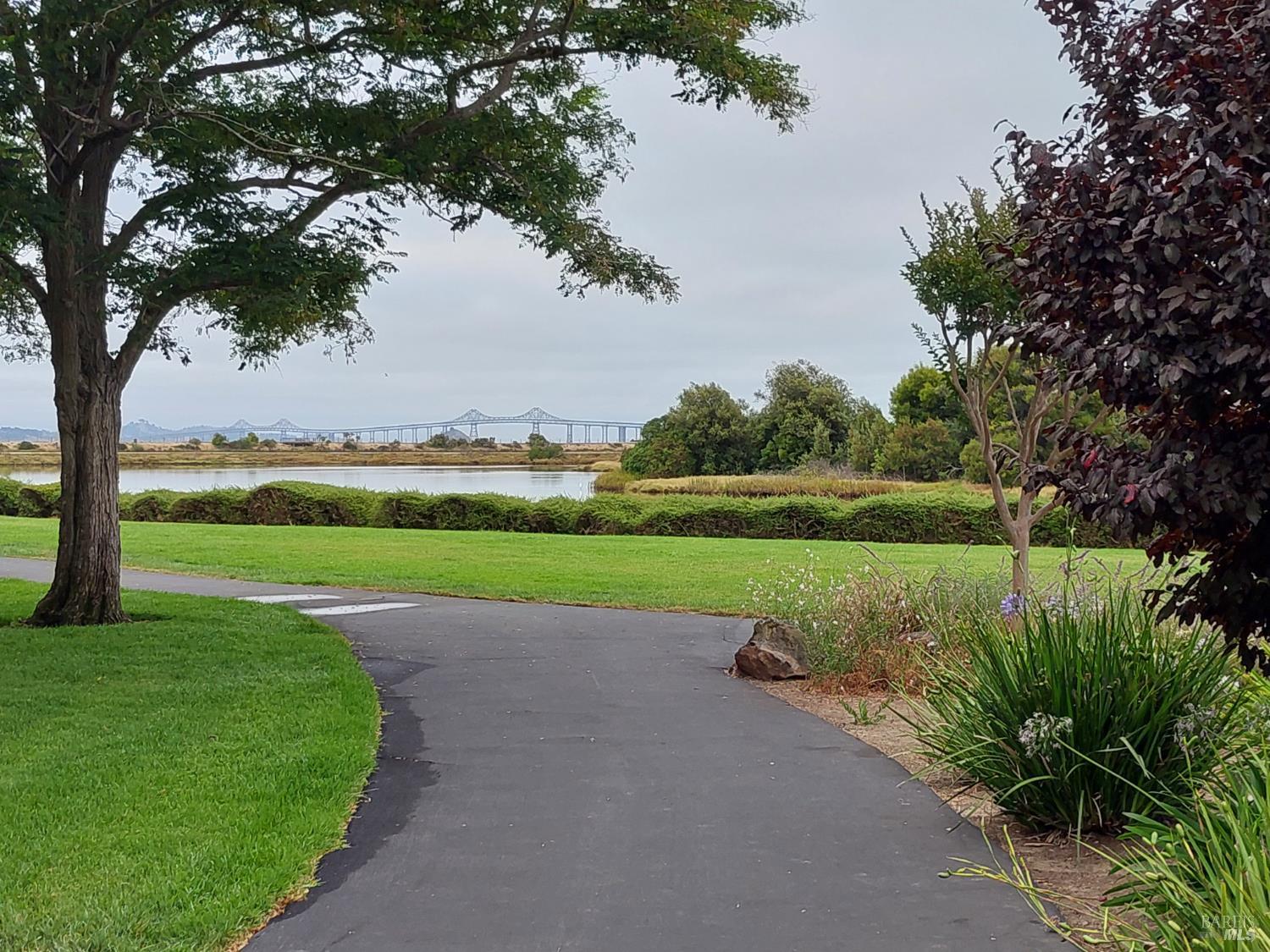 Detail Gallery Image 63 of 69 For 125 Spinnaker Point Dr, San Rafael,  CA 94901 - 2 Beds | 2 Baths