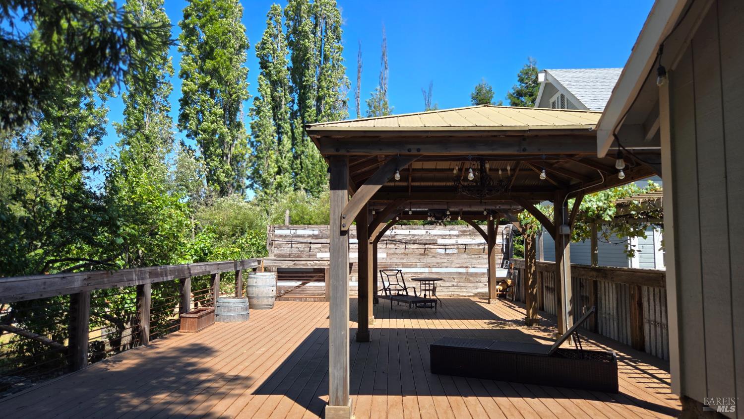 Detail Gallery Image 29 of 46 For 125 Adobe Rd, Penngrove,  CA 94951 - 4 Beds | 3/1 Baths
