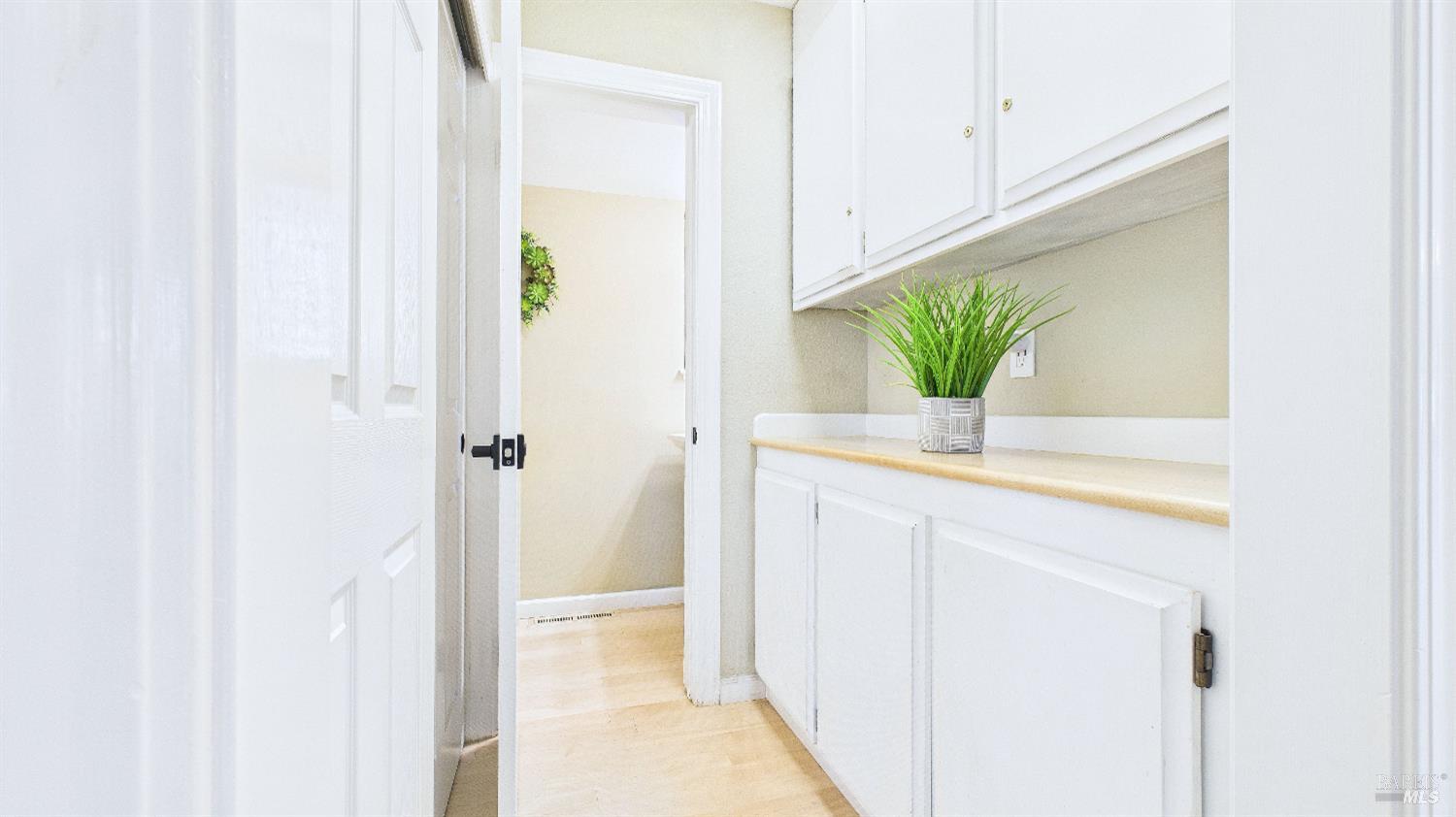 Detail Gallery Image 54 of 63 For 5212 Beaumont Way, Santa Rosa,  CA 95409 - 3 Beds | 2/1 Baths
