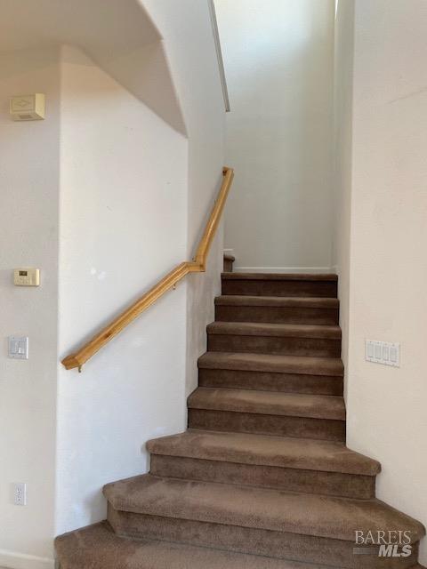 Detail Gallery Image 13 of 30 For 5041 N Parr Ln, Fairfield,  CA 94533 - 3 Beds | 2/1 Baths