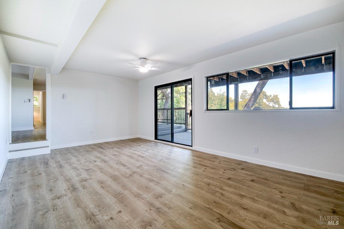 Detail Gallery Image 44 of 54 For 76 Oak Springs Dr, San Anselmo,  CA 94960 - 5 Beds | 3/1 Baths